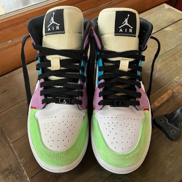 Jordan 1 Lightbulb 9.5 womens - Picture 2 of 6